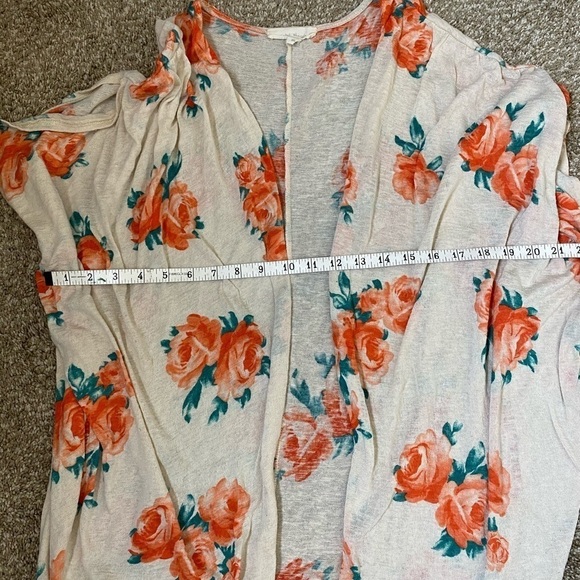Painted Threads floral Dolman Kimono - Picture 6 of 7